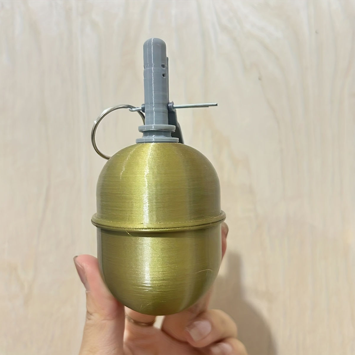 3D Printing Model Free - Model w stylu militarnym, zielony, drukowany