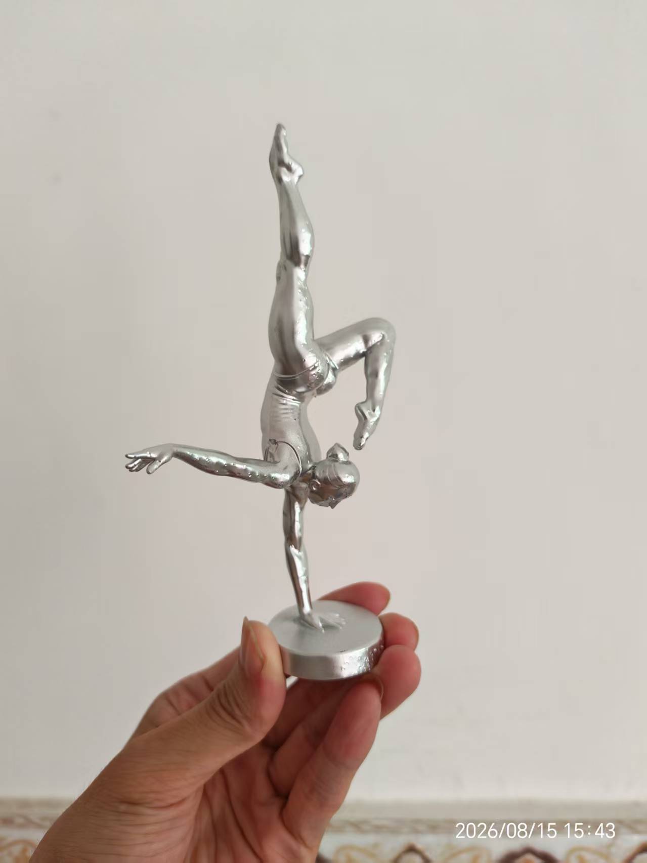 3D Printing App - Figurka baletnicy balansującej jedną ręką, wykonana