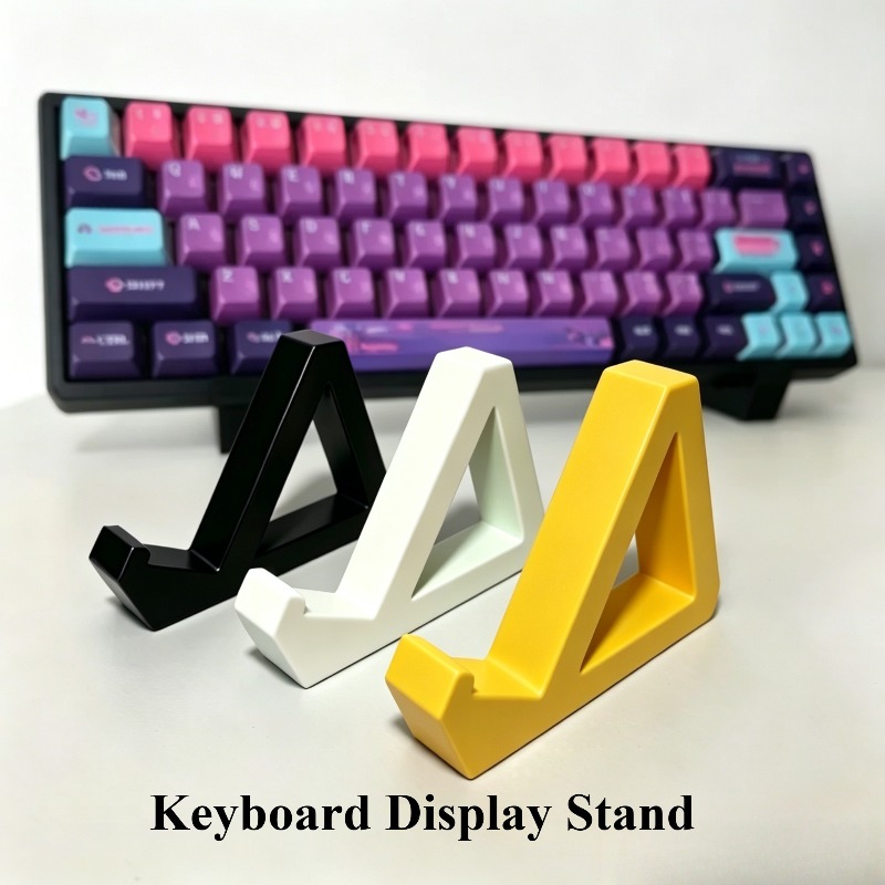 3D Printing Laptop Stand - 1 Para Drukowanych w 3D Stojaków