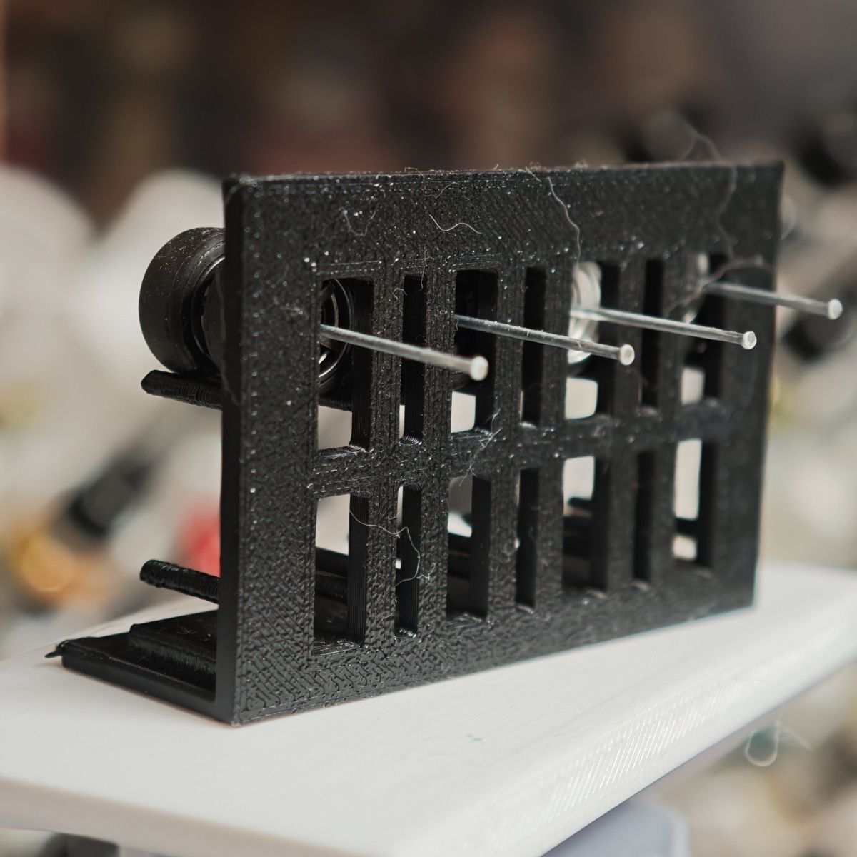 Drukowany w 3D plastikowy stoj – 3D Printing Table recenzja i cena